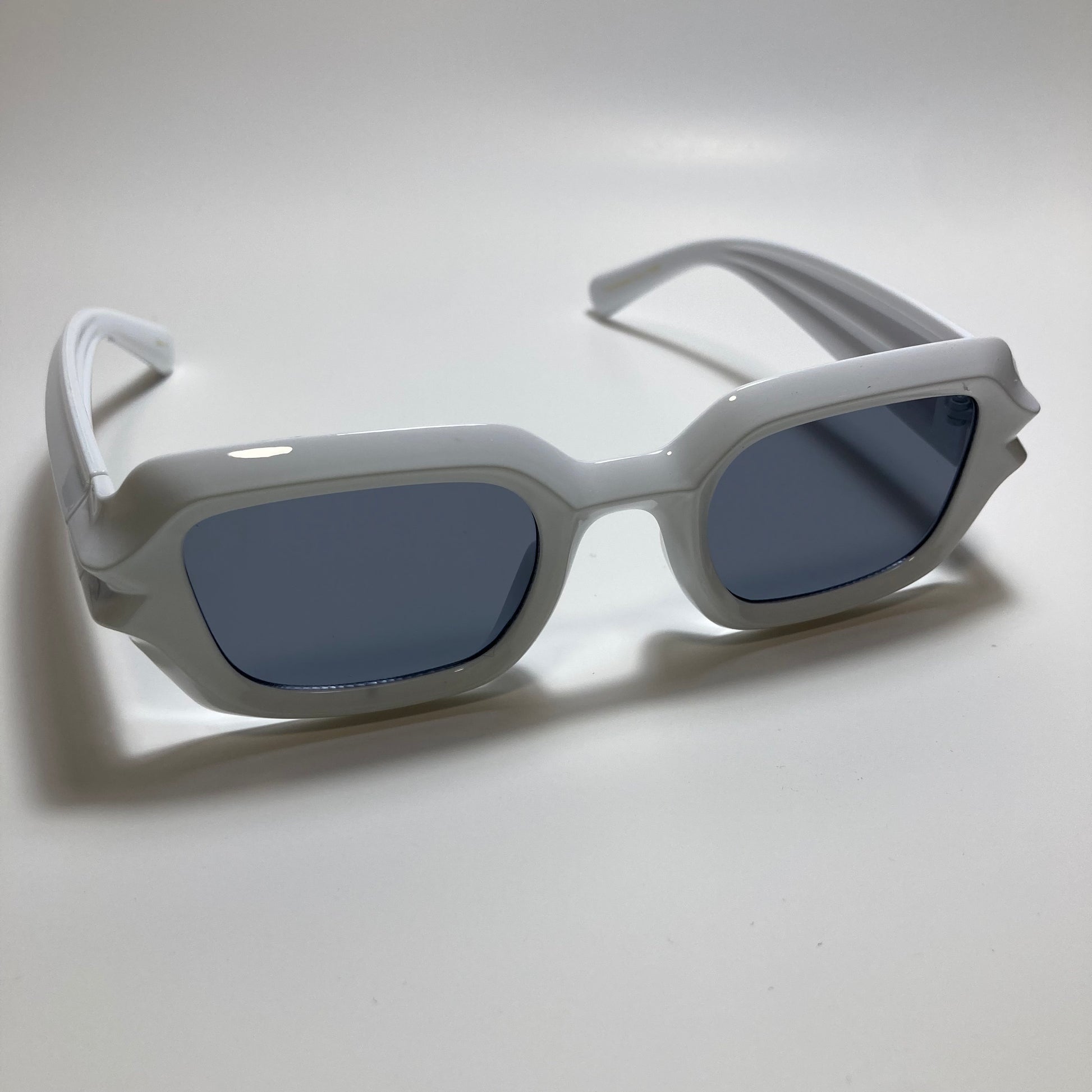 womens white and black chunky frame sunglasses