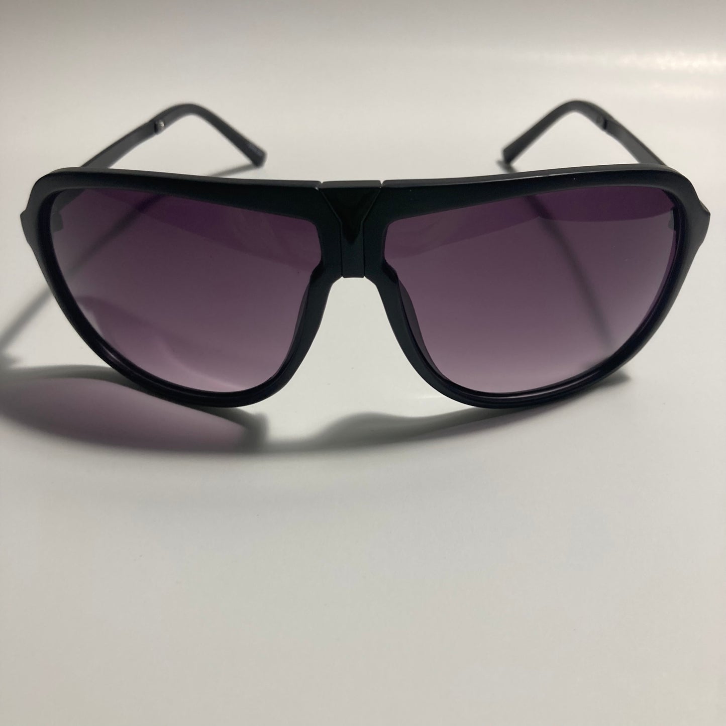 mens and womens black aviator sunglasses