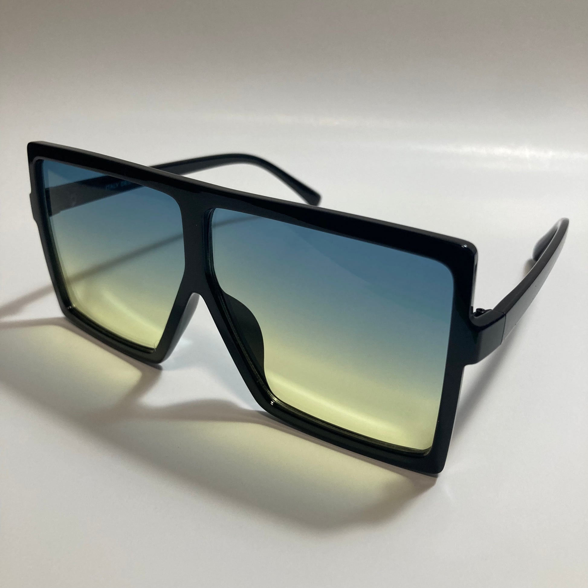 womens black and green square oversize sunglasses