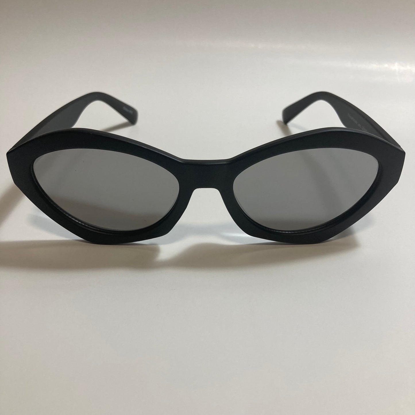 womens black and silver mirrored cat eye sunglasses