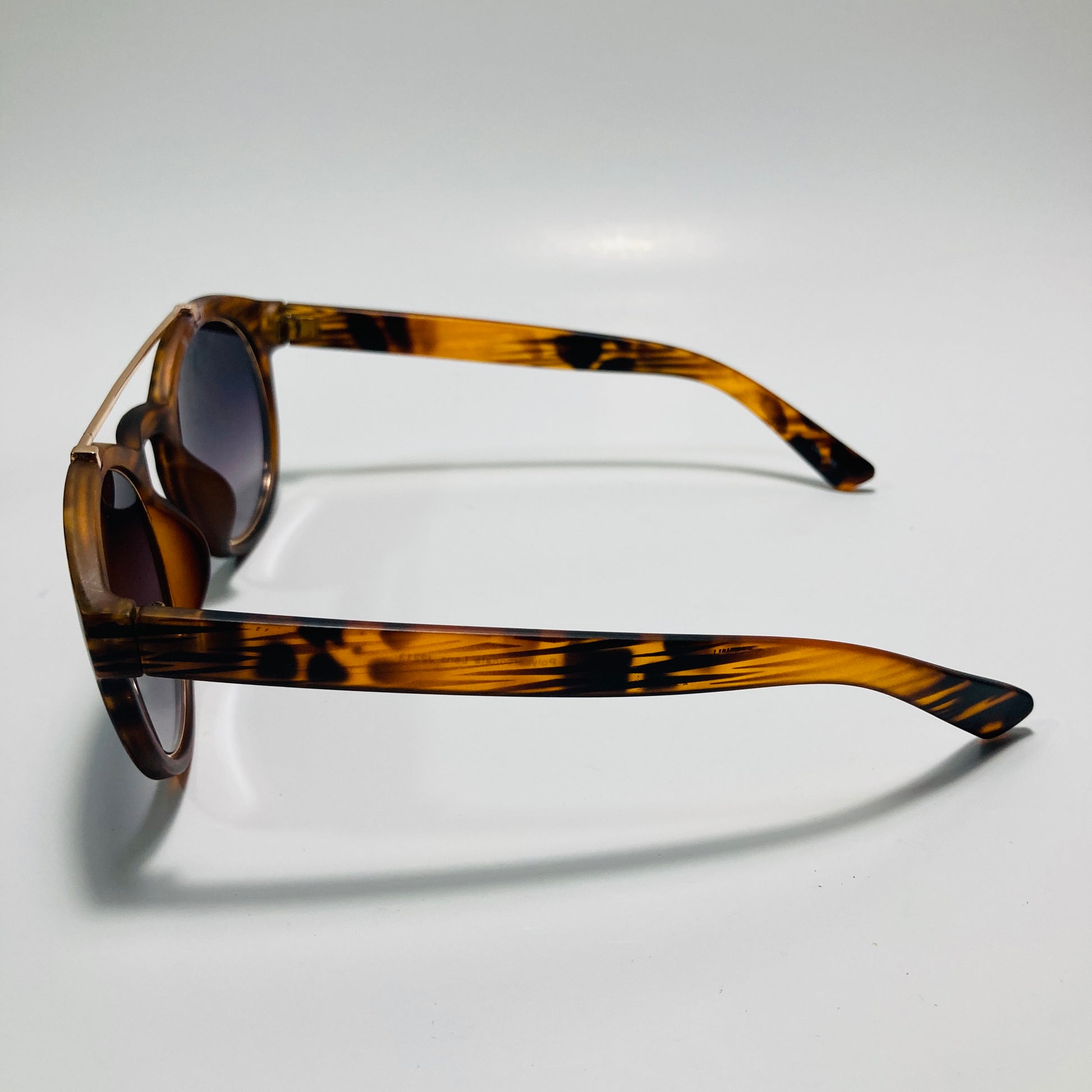 Keywords: Tortoise Sunglasses, Gold Sunglasses, Italian Sunglasses, Chic Sunglasses, Affordable Sunglasses, Cheap Sunglasses, Round Sunglasses, Circular Sunglasses, Circle Sunglasses, Gradient Lens Sunglasses, Ombre Lens Sunglasses, Tiger Sunglasses, White Sunglasses, Silver Sunglasses, New York Sunglasses, NYC Sunglasses, Shade Phreak Sunglasses, Shade Phreak, The Alegrissimo Sunglasses, Italian Design Sunglasses, Shade Phreak Sunglasses Company, Shade Phreak Sunglass Co.