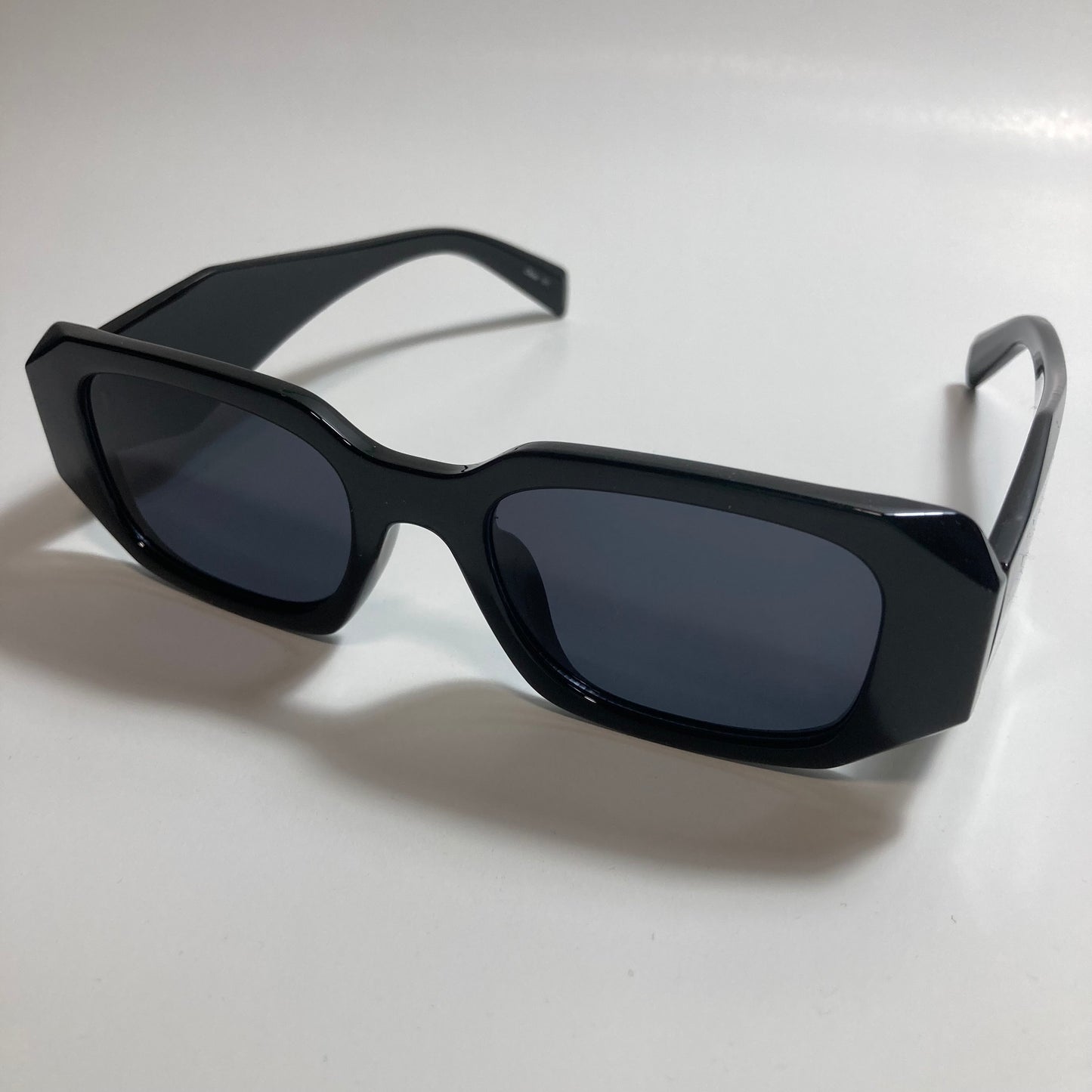 mens and womens black square sunglasses
