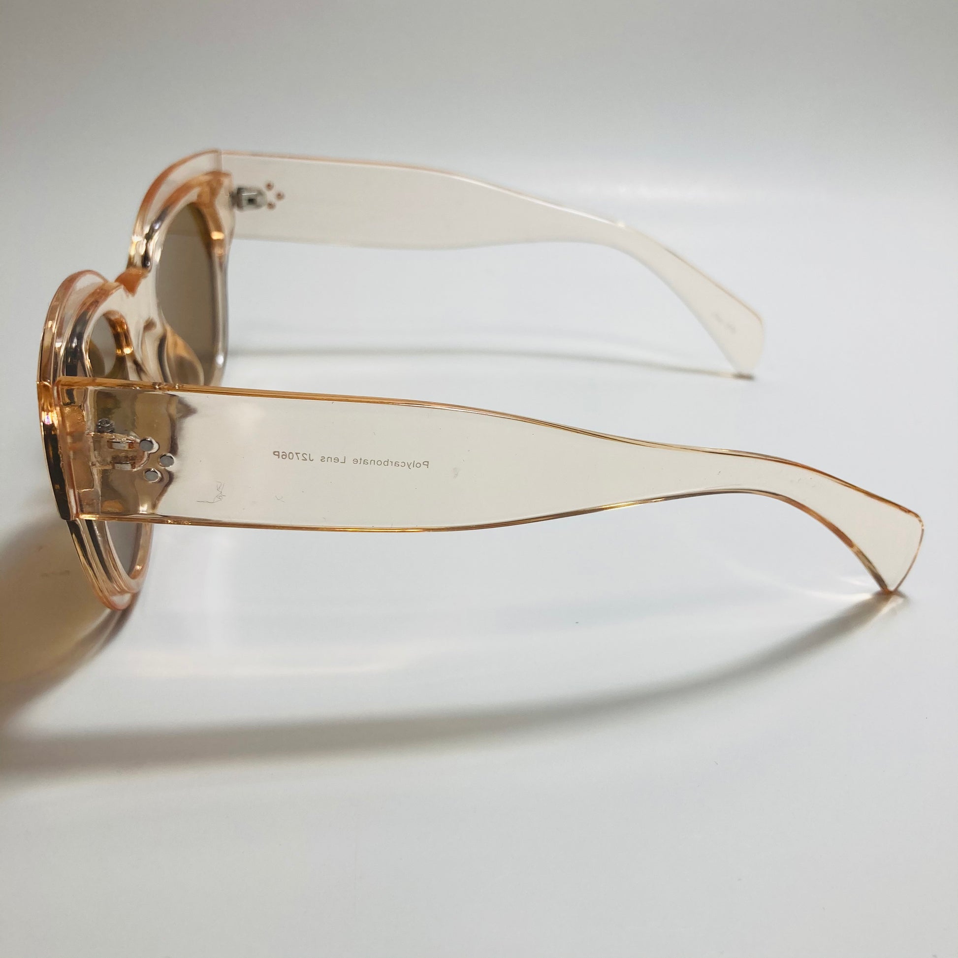 tan and brown womens round oversize sunglasses