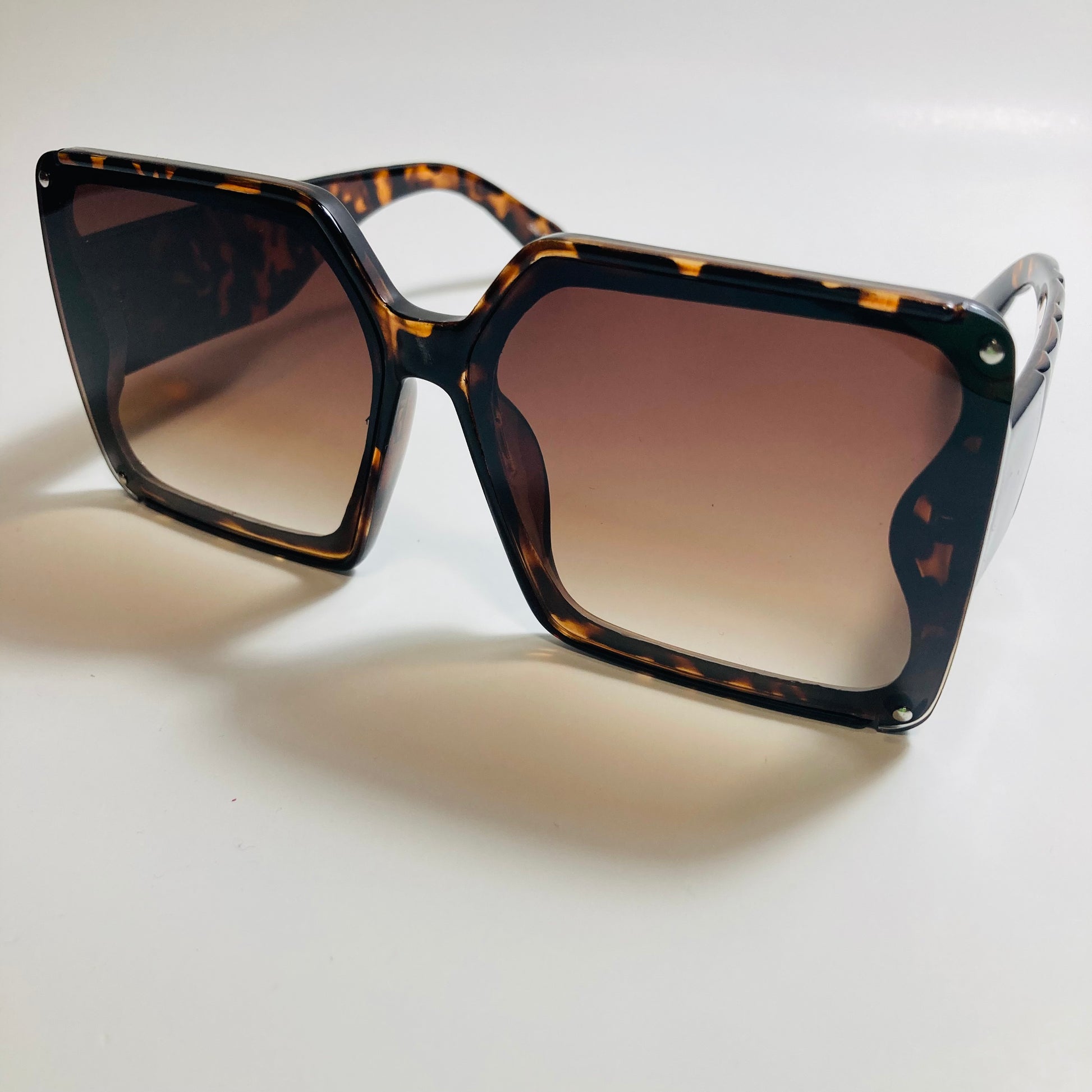 womens brown square oversize sunglasses
