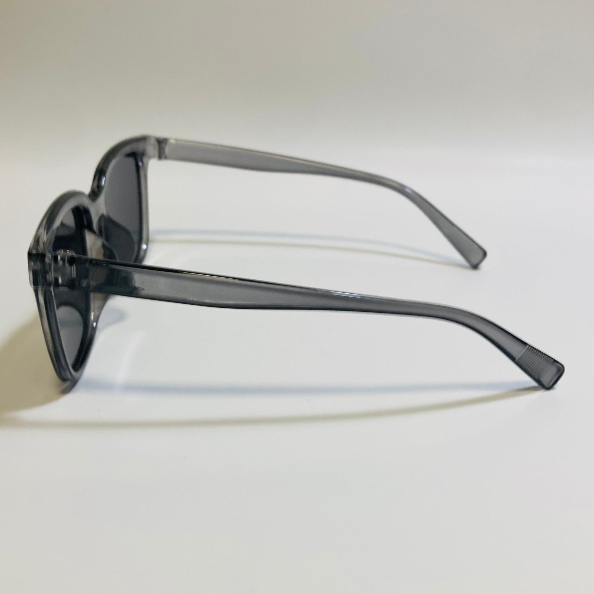 gray and black polarized sunglasses for women