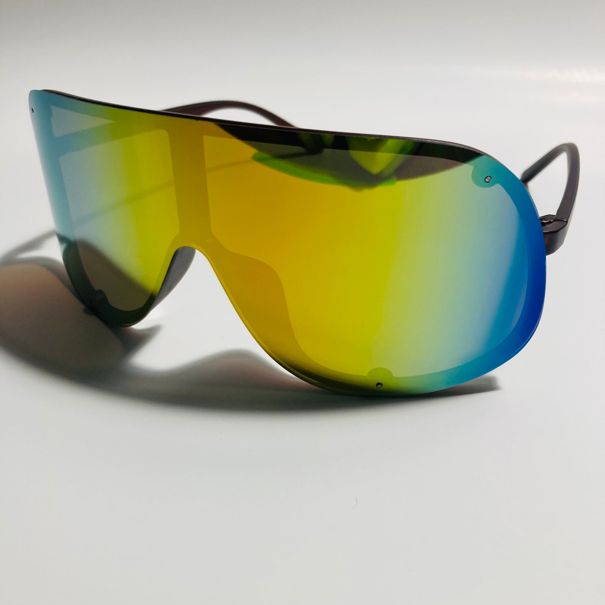 mens and womens yellow mirrored shield sunglasses