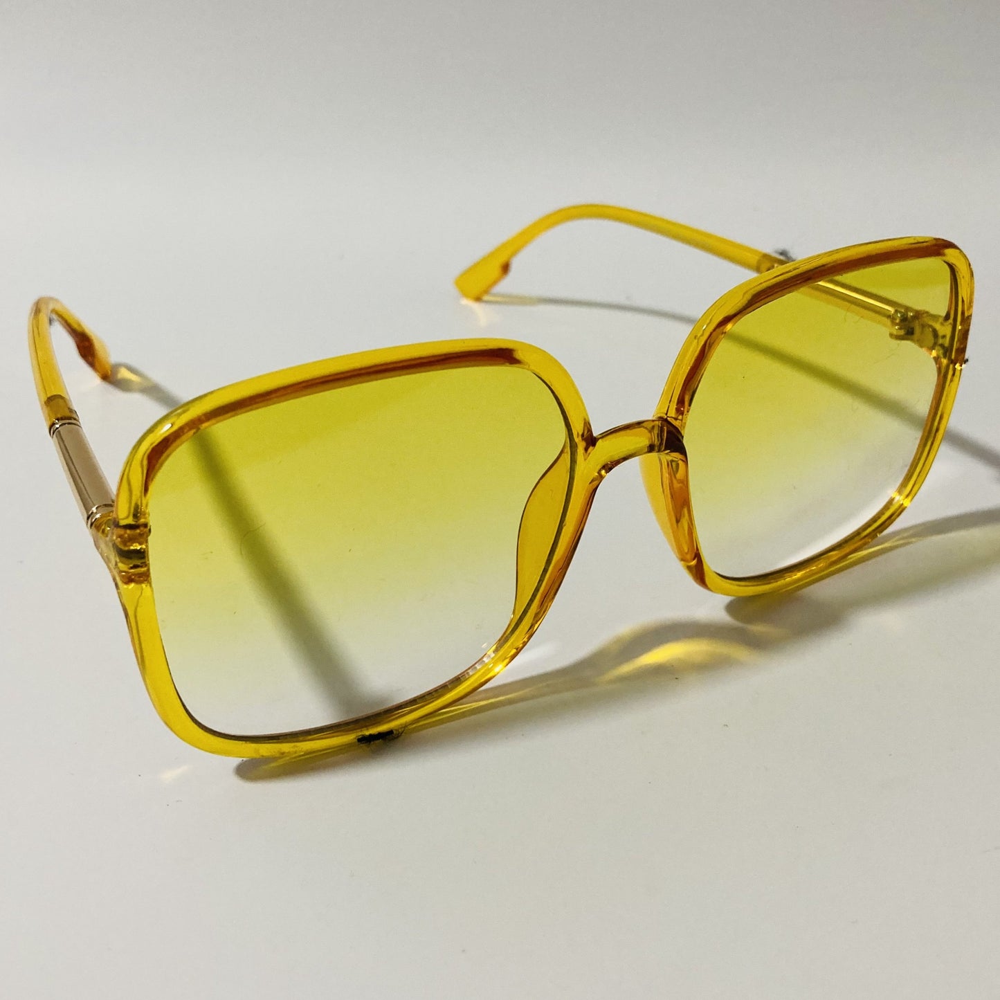 womens yellow square oversize sunglasses