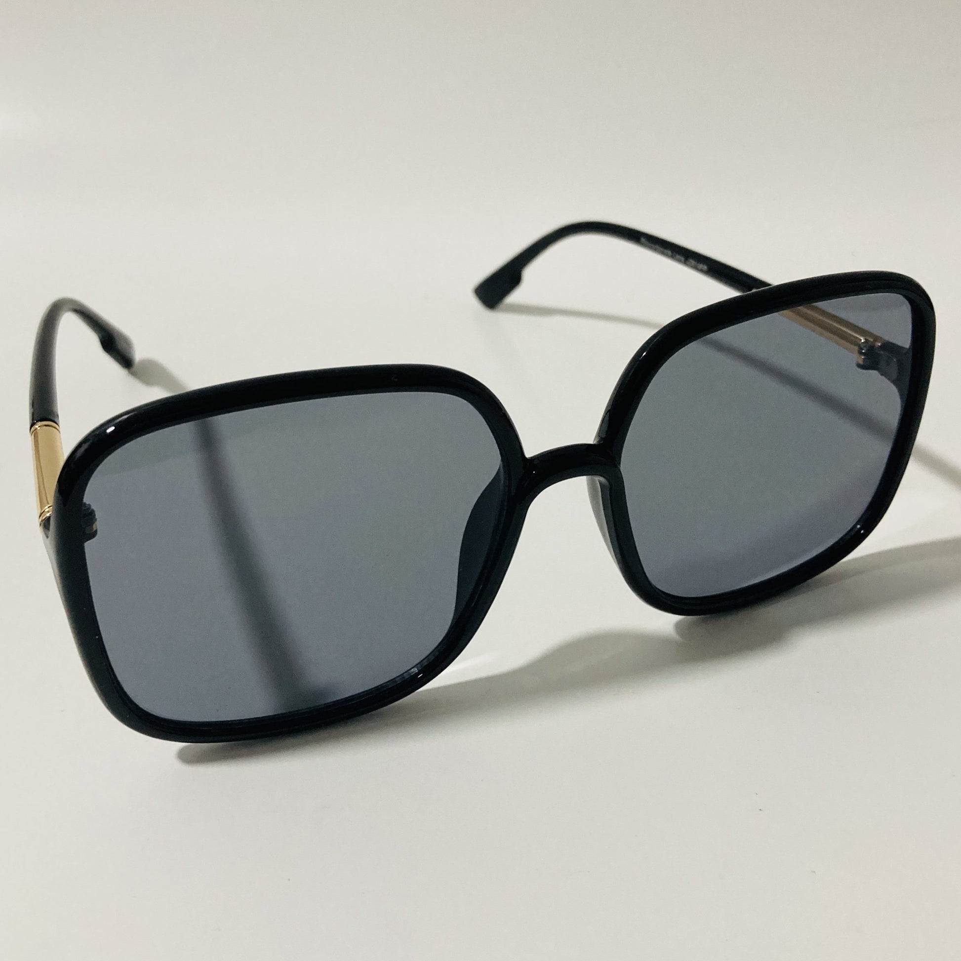 womens black square oversize sunglasses