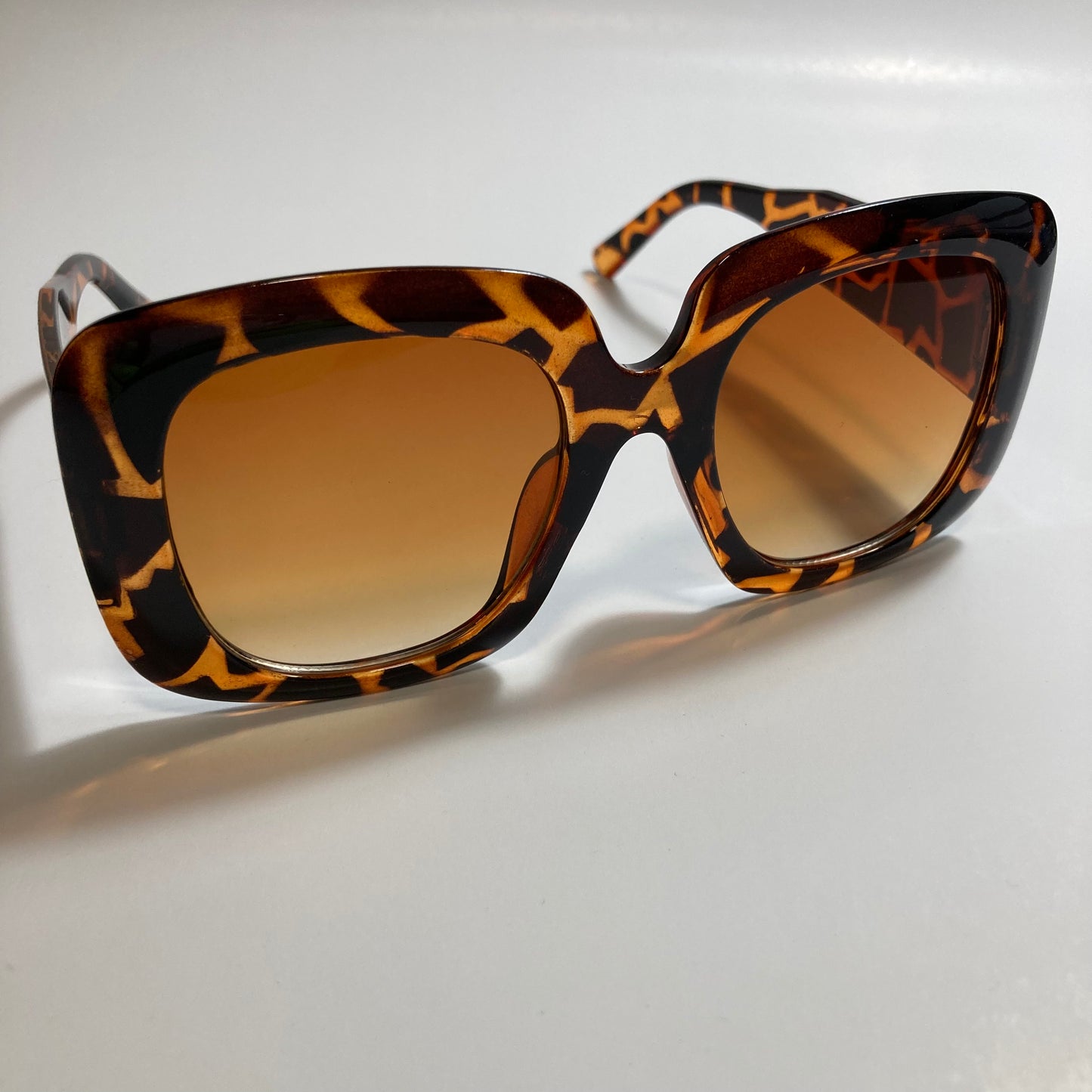 womens brown oversize square sunglasses