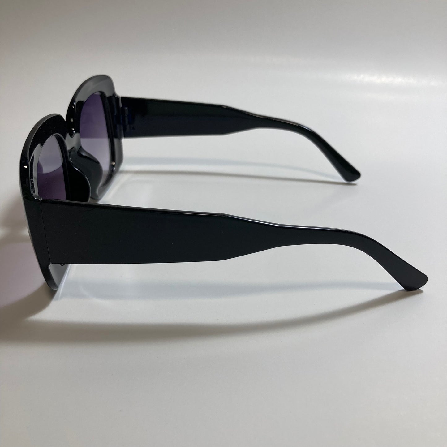 womens black oversize square sunglasses