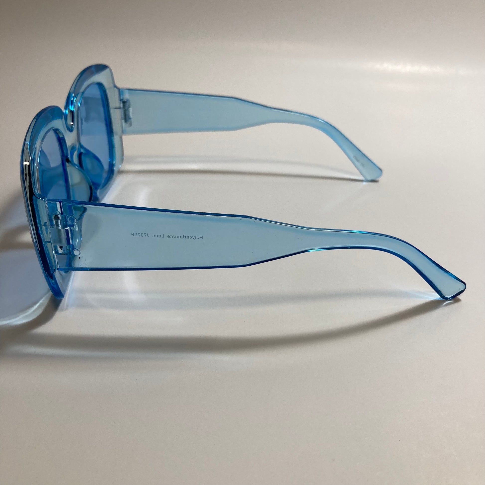 womens blue oversize square sunglasses