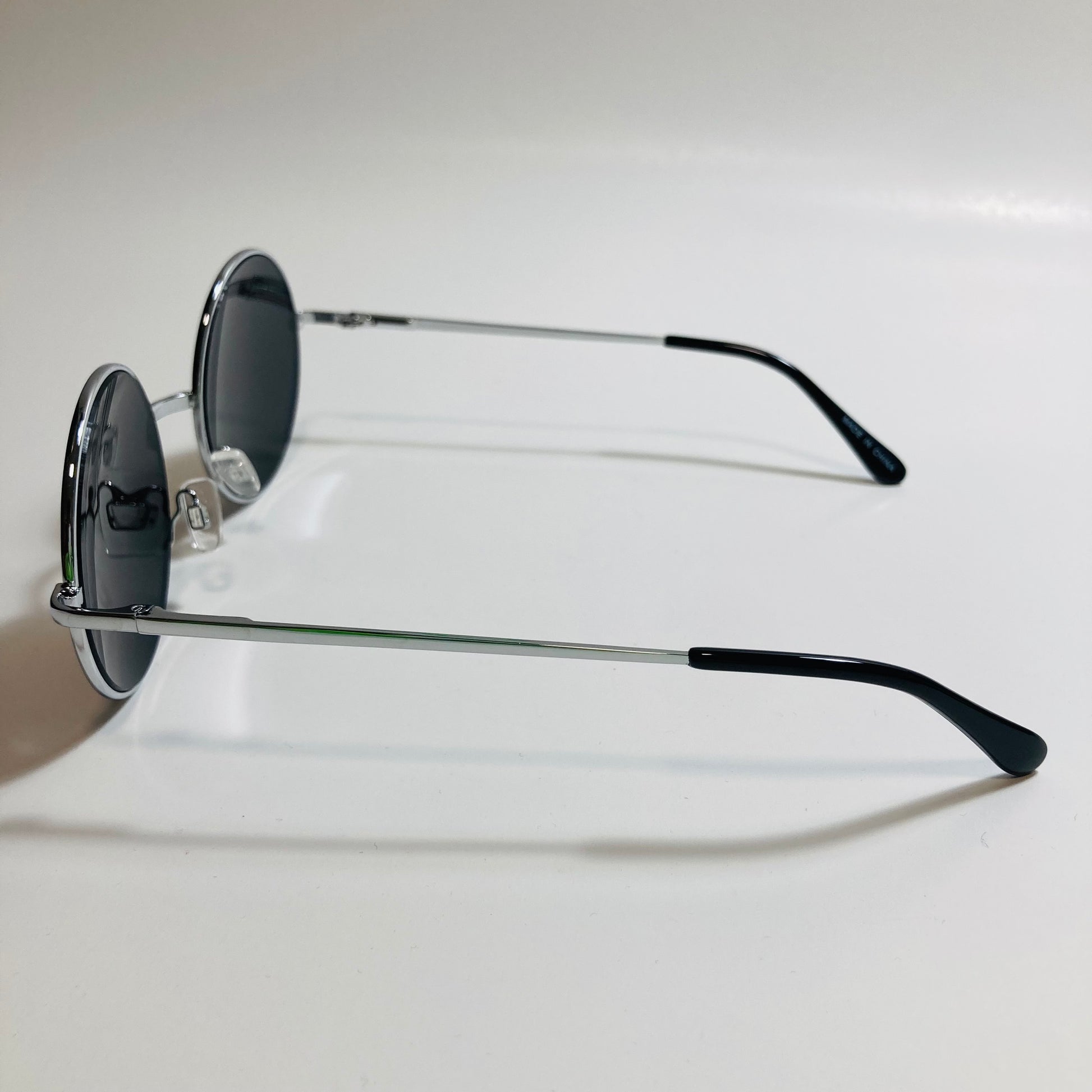 mens and womens silver mirrored round sunglasses