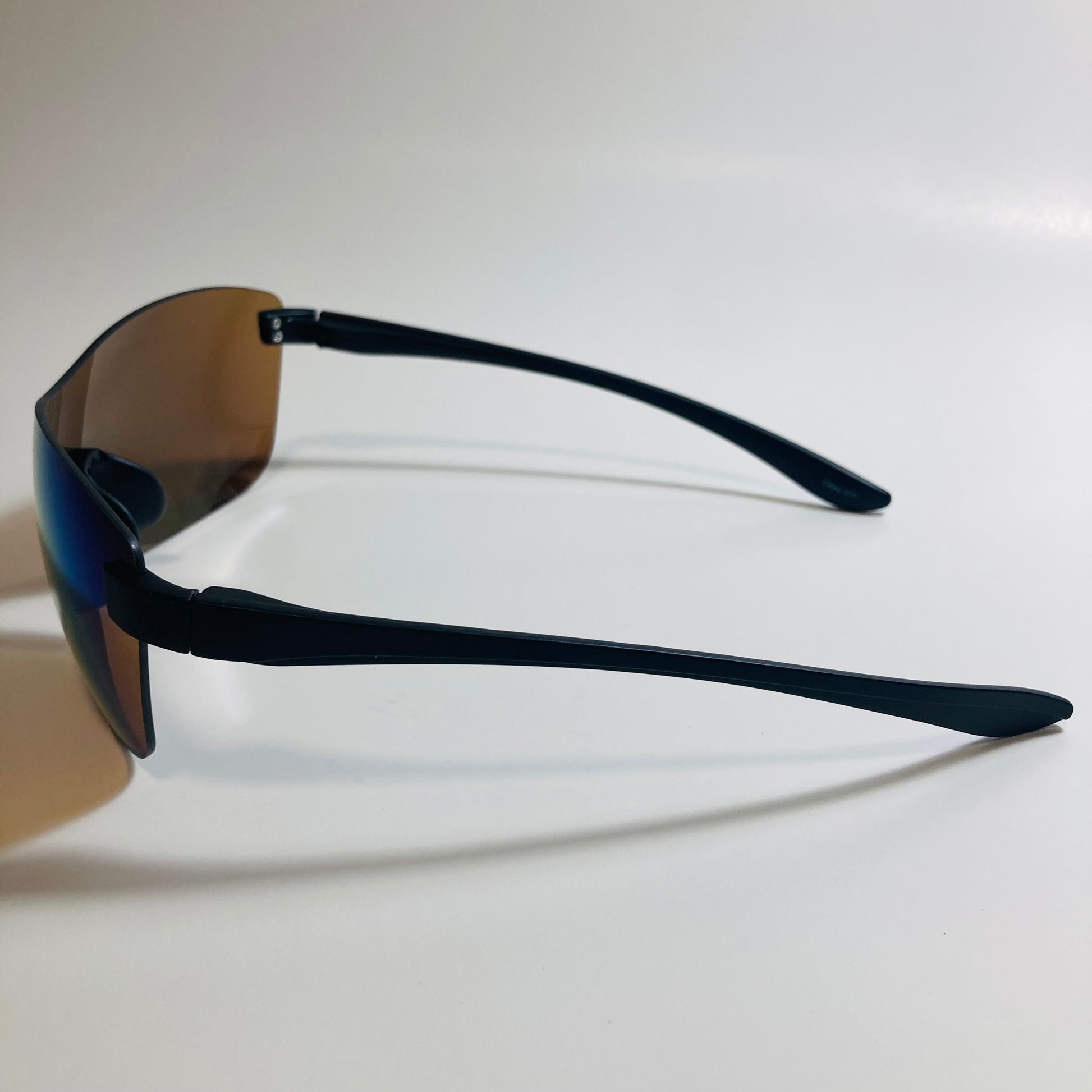 womens black and yellow mirrored y2k sunglasses