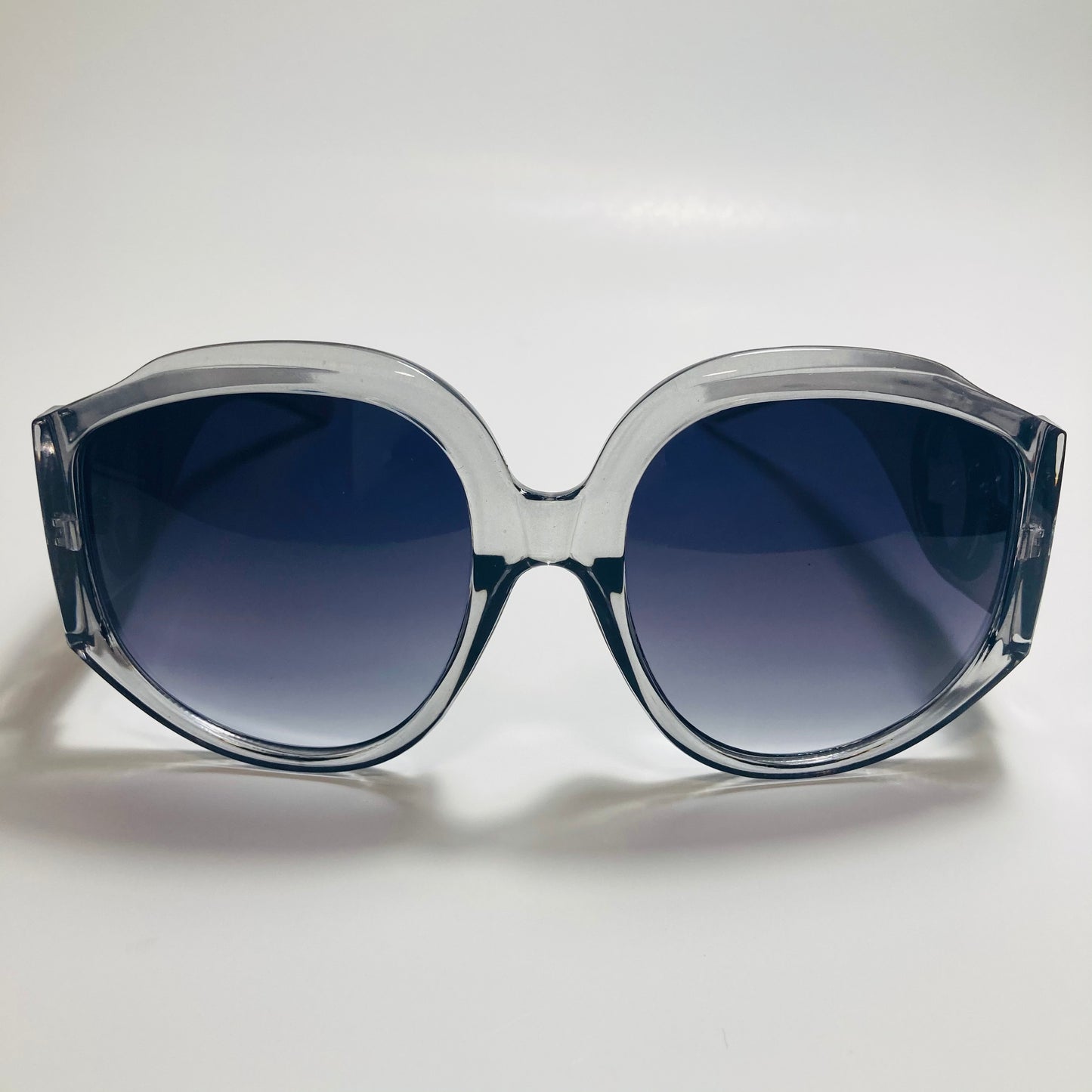 womens gray and black oversize round sunglasses