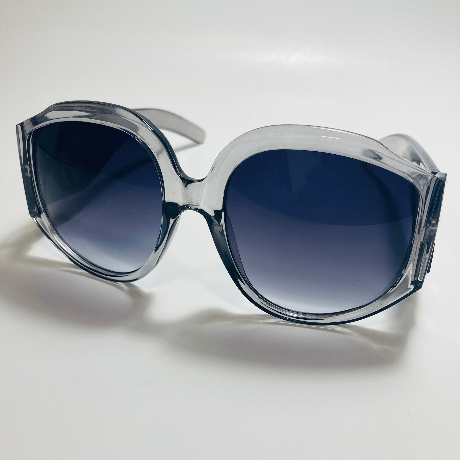 womens gray and black oversize round sunglasses