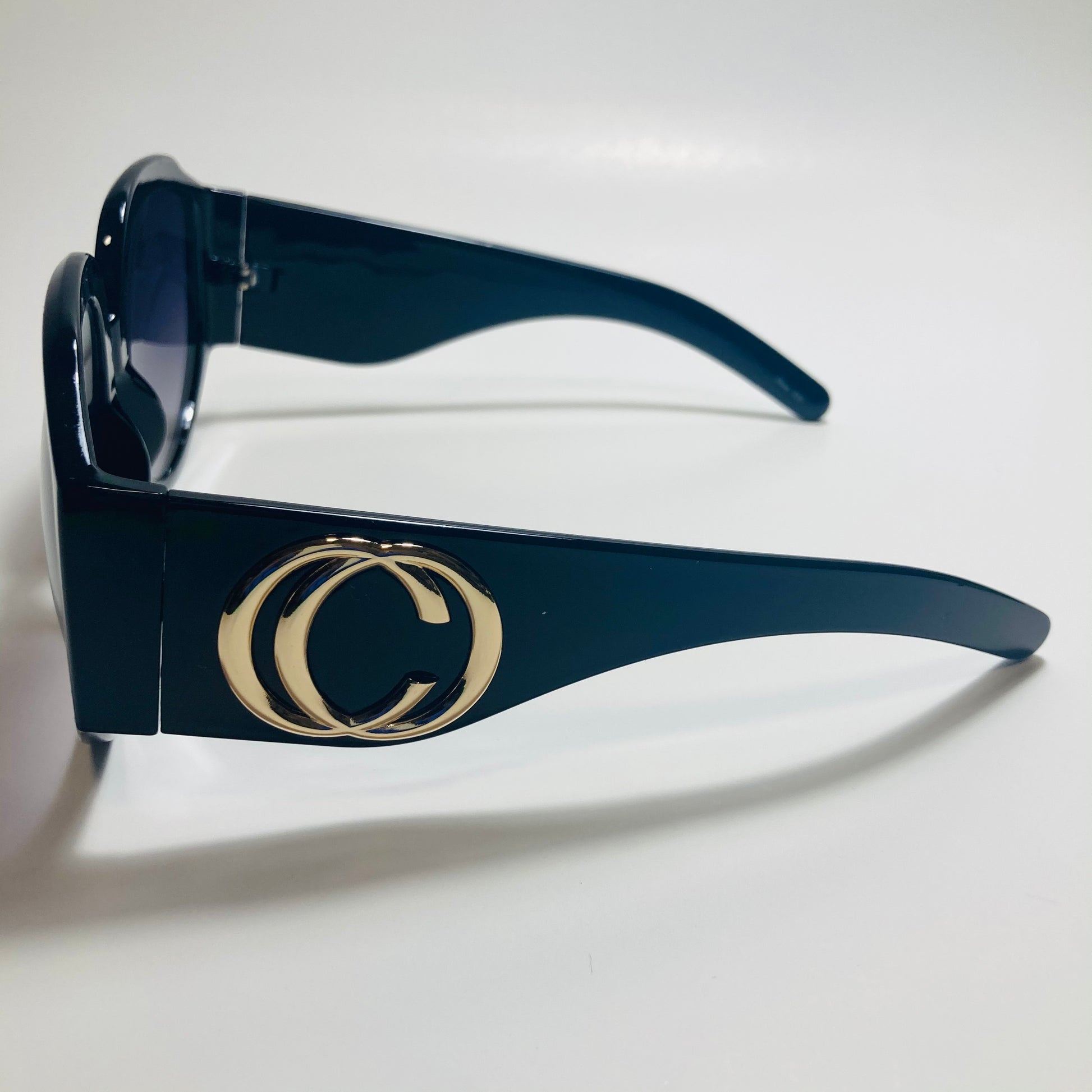 womens black oversize round sunglasses