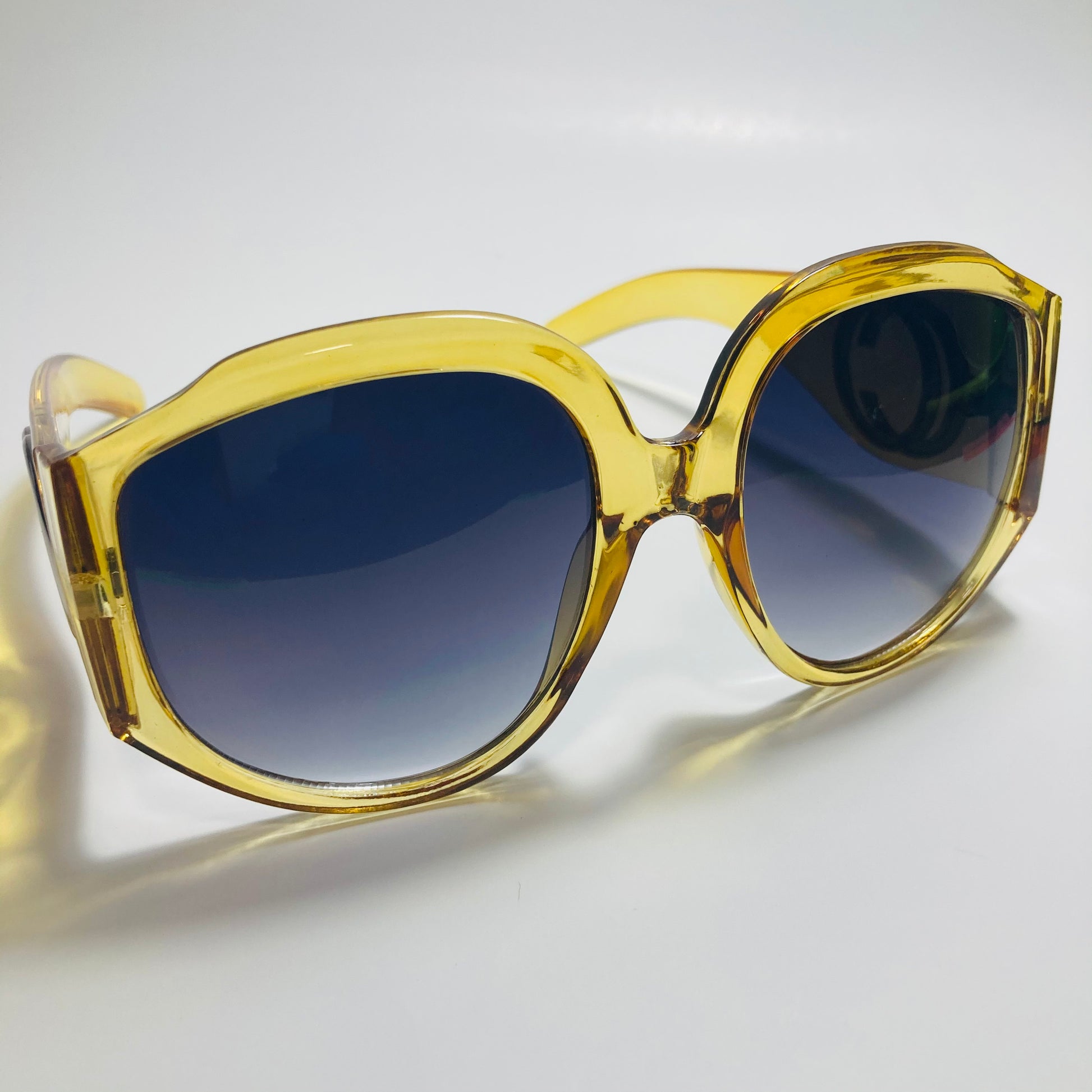 womens yellow and black oversize round sunglasses