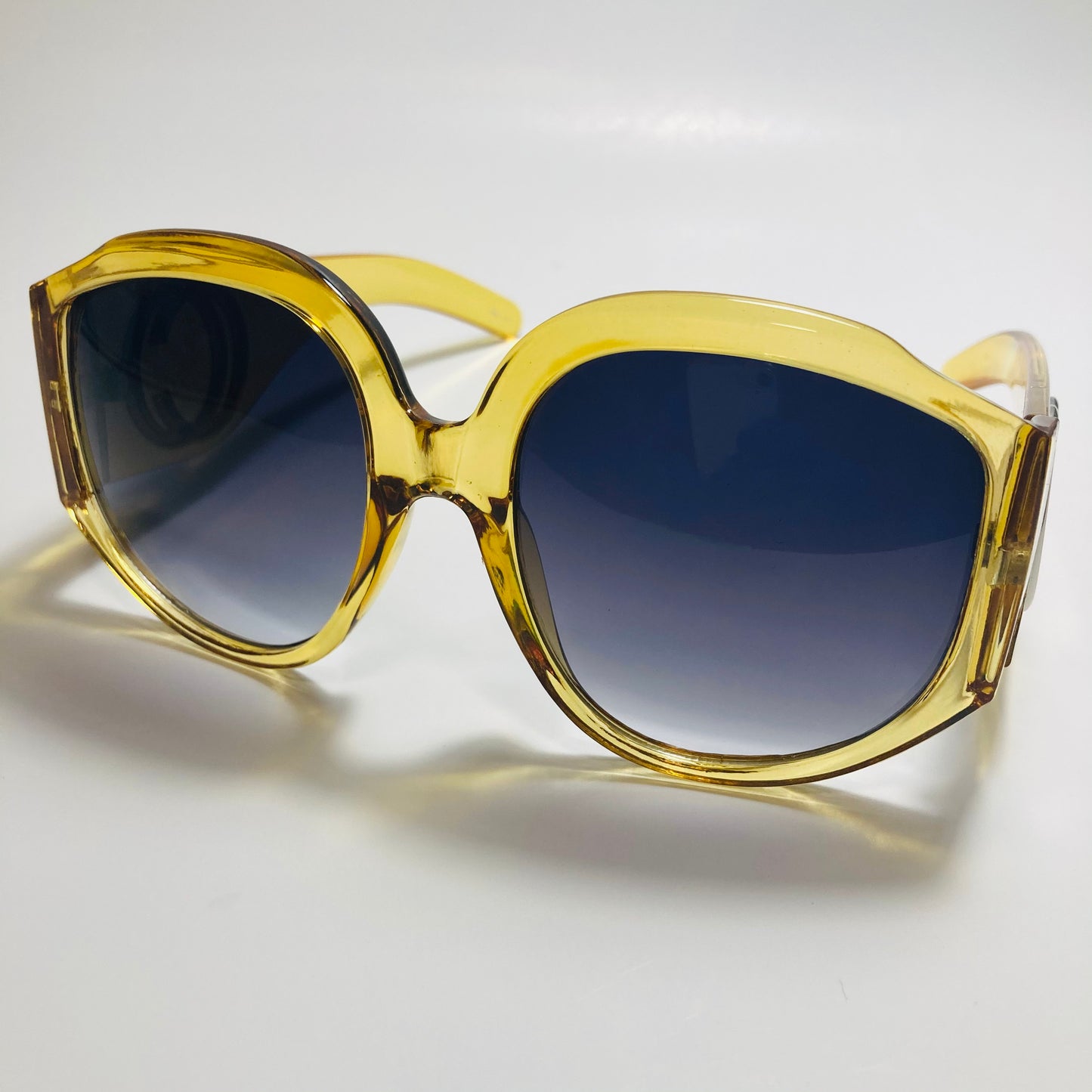 womens yellow and black oversize round sunglasses
