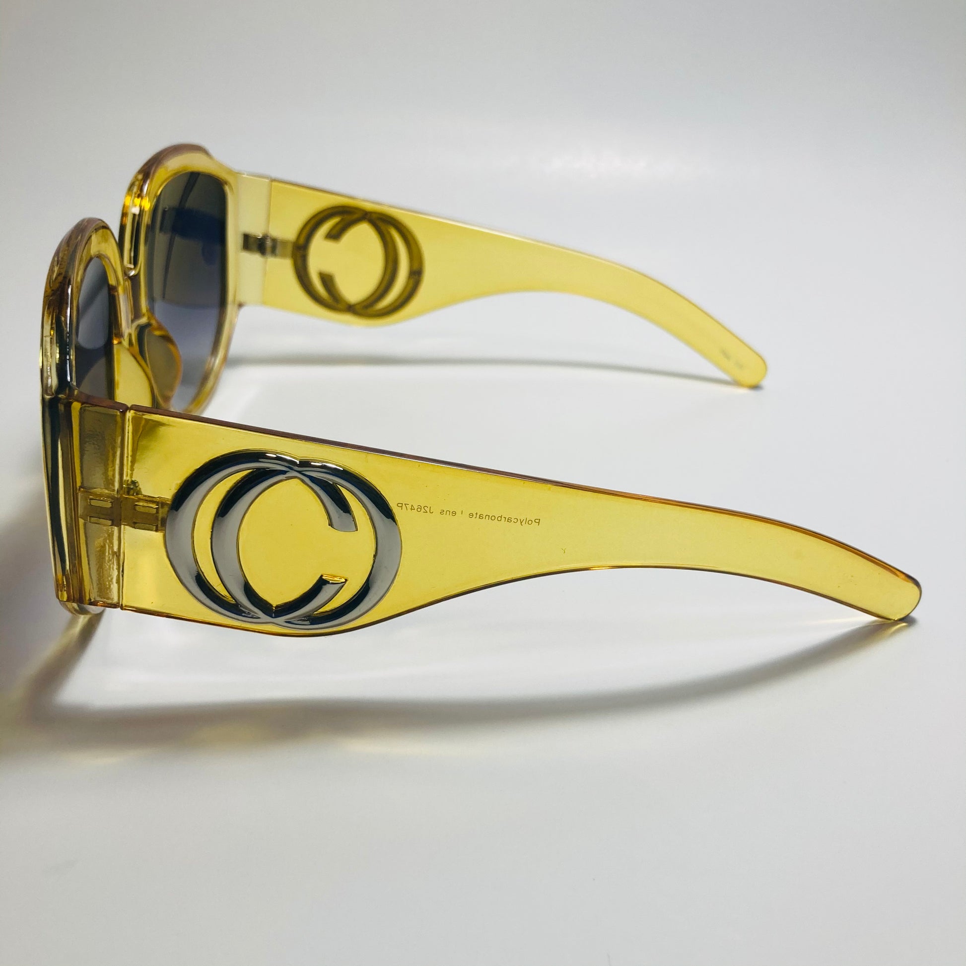 womens yellow and black oversize round sunglasses