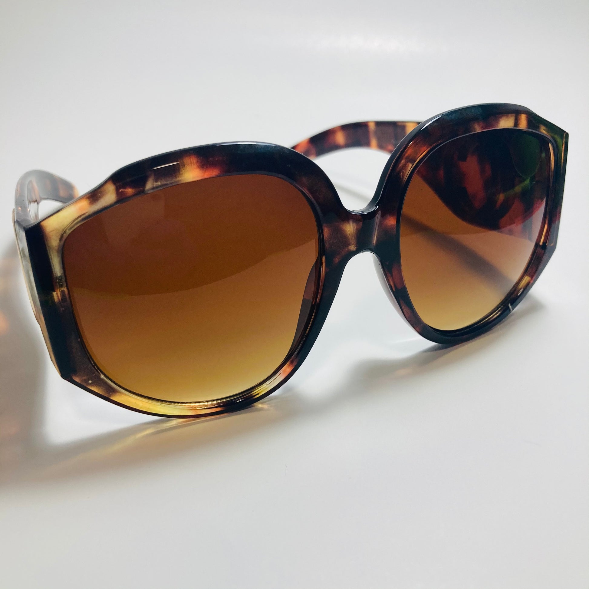 womens brown oversize round sunglasses