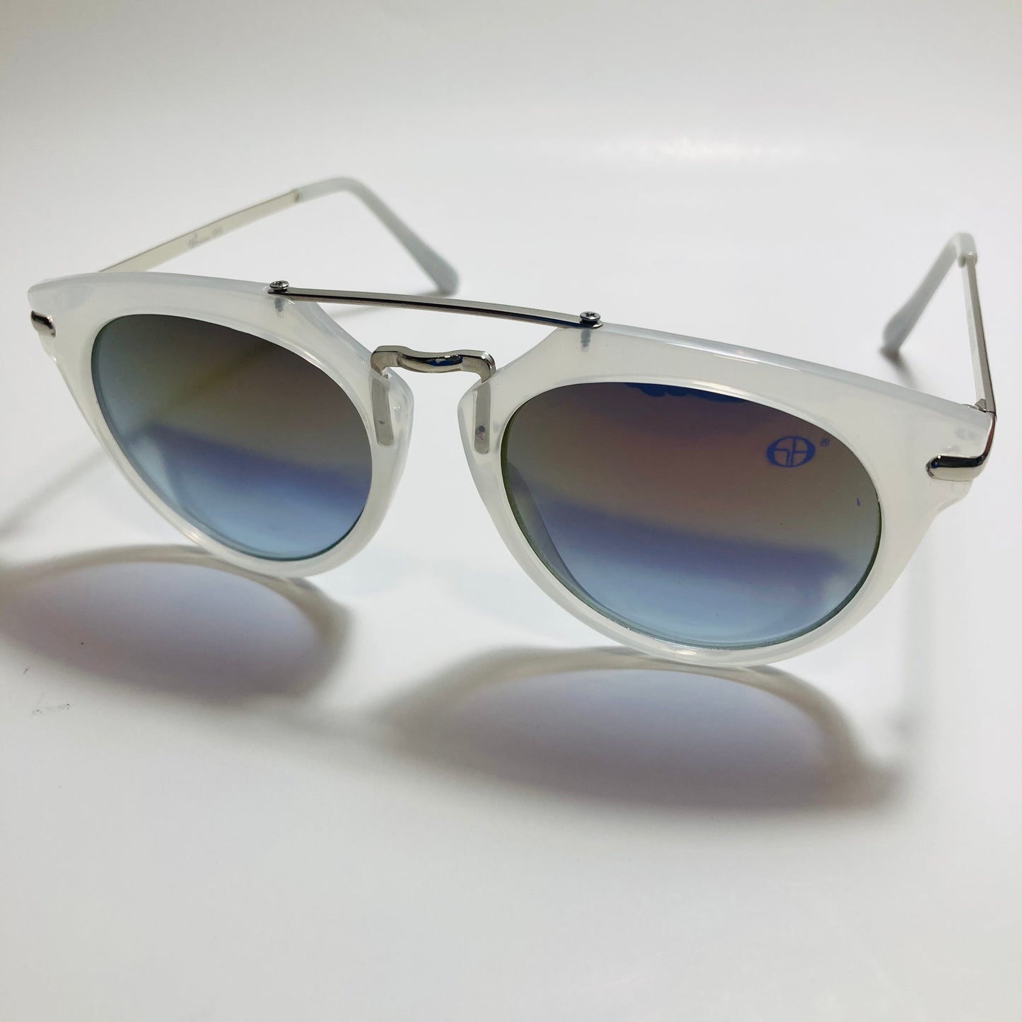 mens and womens silver clear and gray round sunglasses with crossbar