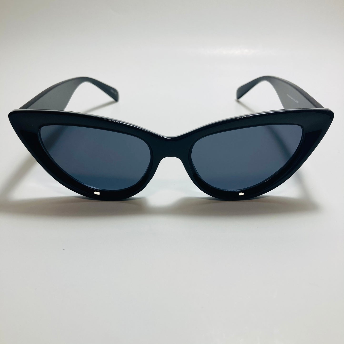 womens cat eye sunglasses black frame with black lenses