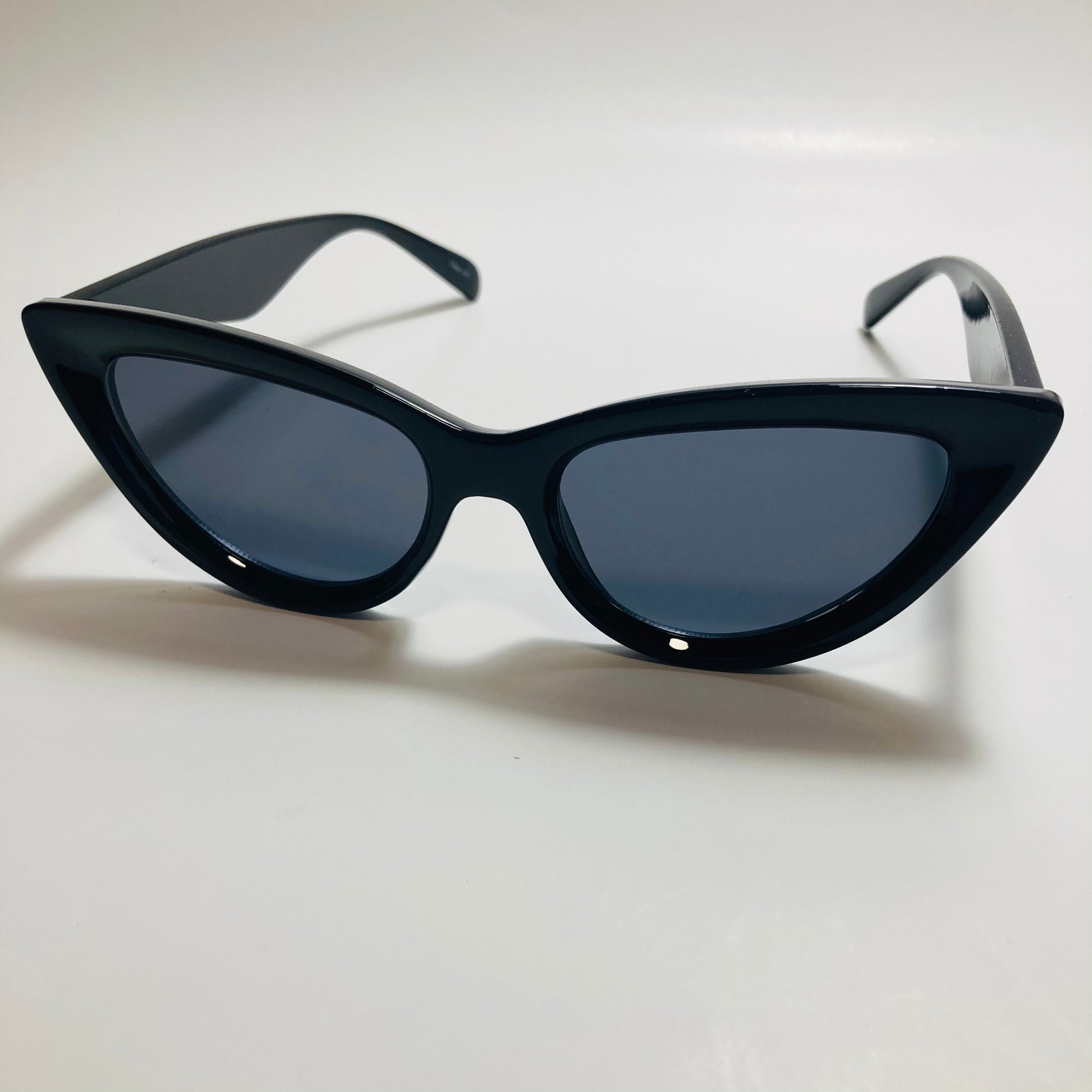 womens cat eye sunglasses black frame with black lenses