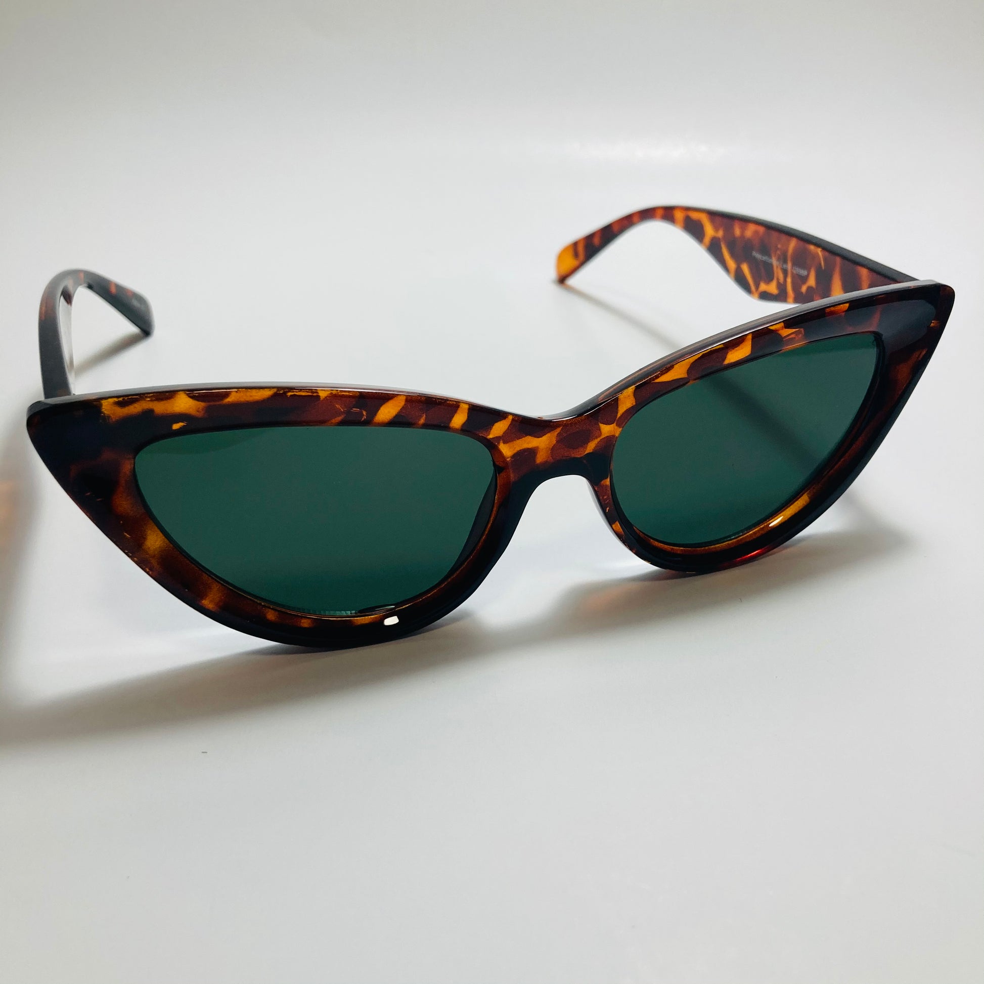 womens cat eye sunglasses brown frame with green lenses