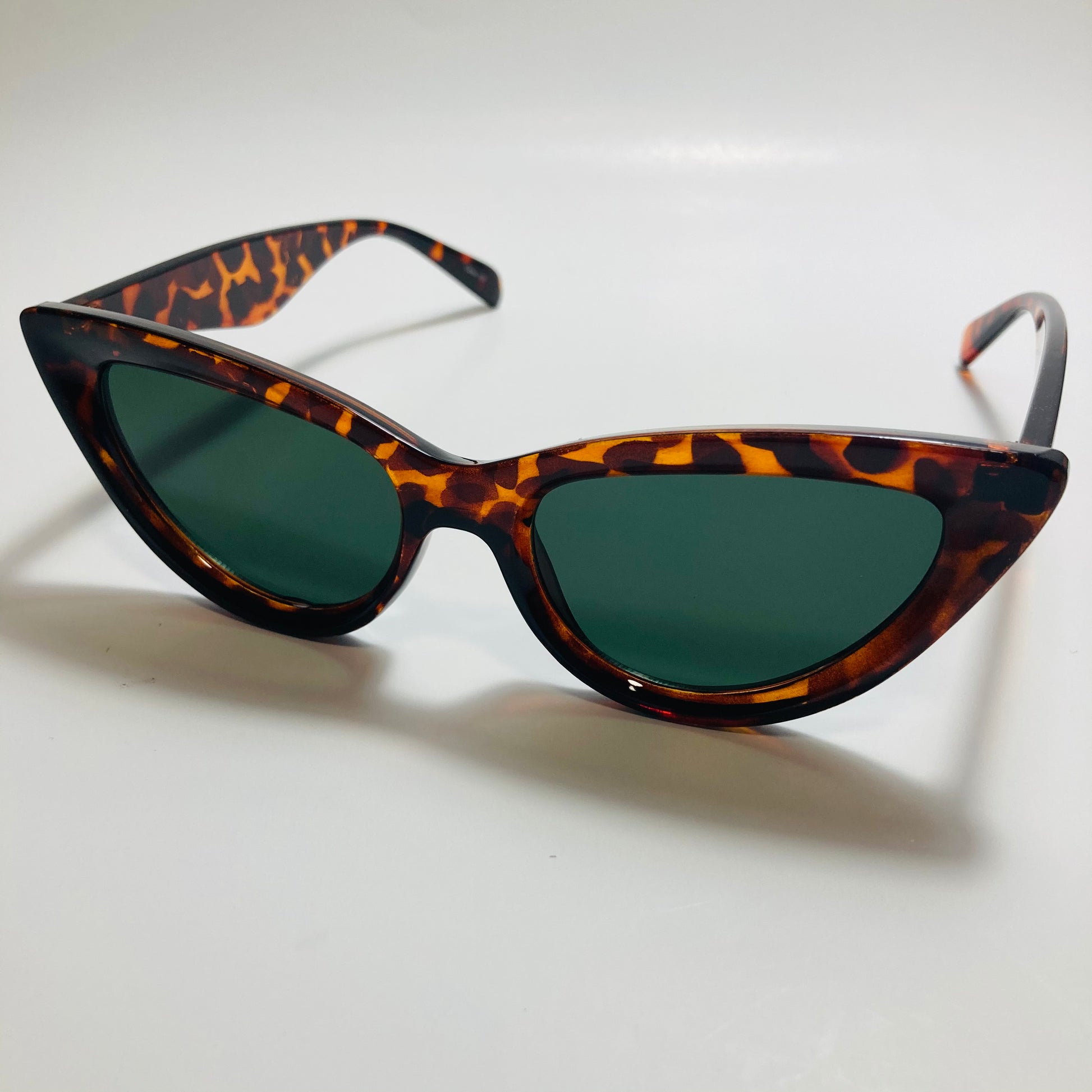 womens cat eye sunglasses brown frame with green lenses