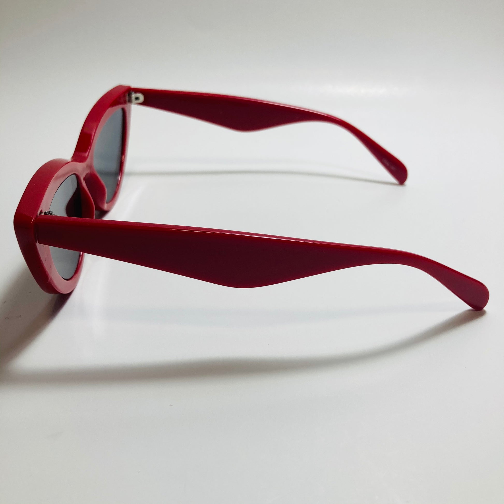 womens cat eye sunglasses red frame with black lenses