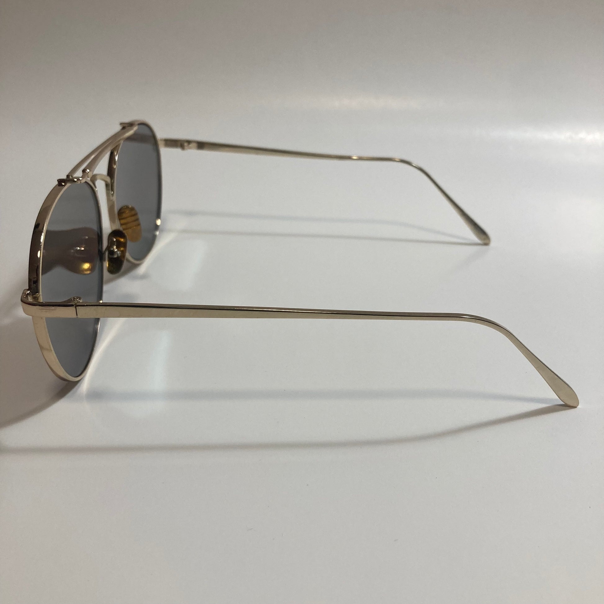 mens and womens gold and green mirrored aviator sunglasses